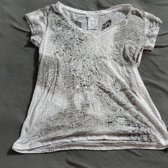 Neat t shirt - Picture 1 of 3